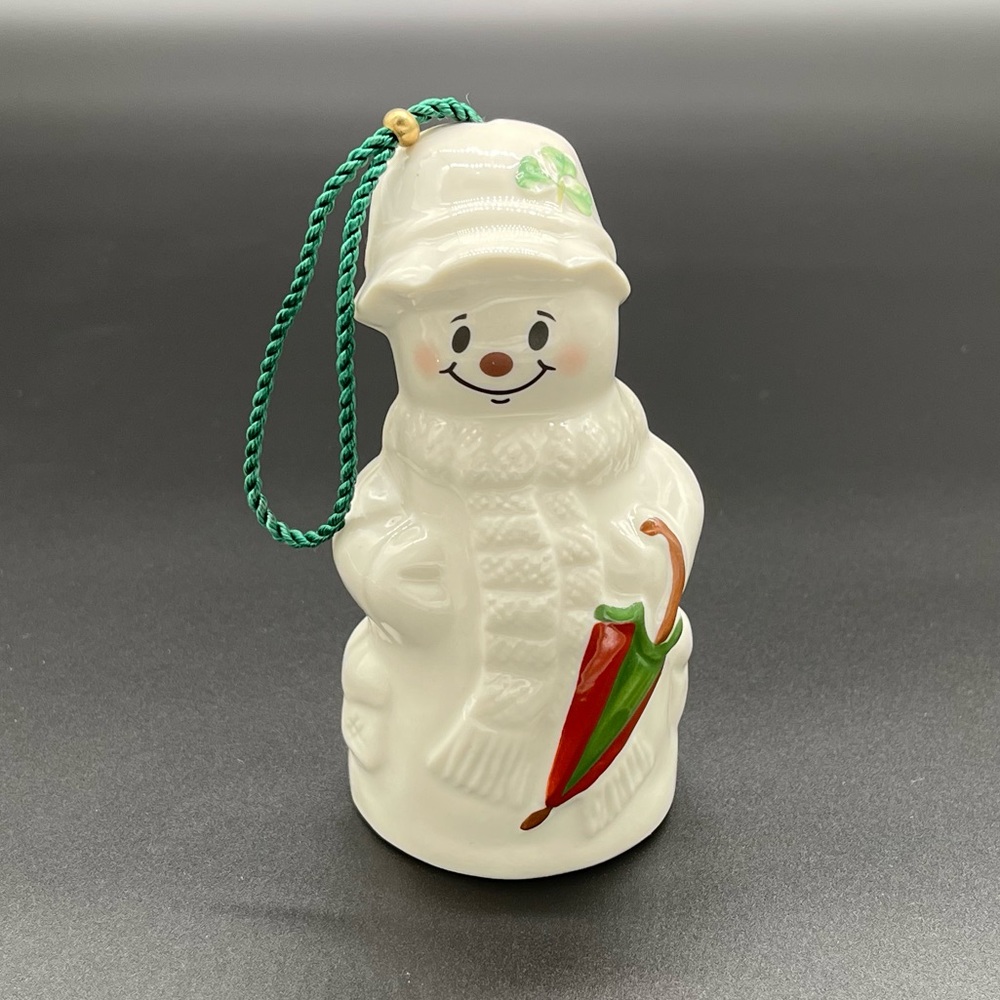 Belleek 2009 Annual Snowmen Snowman with Umbrella Bell Christmas Tree Ornament